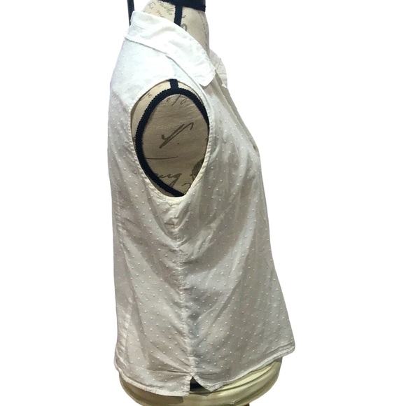 GAP White Sleeveless Button Down Top Size L - Picture 2 of 4